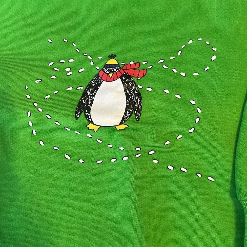 Vintage Talbots Kids Green Winter Scene Penguin Sweatshirt, size 8, EUC - Picture 2 of 6